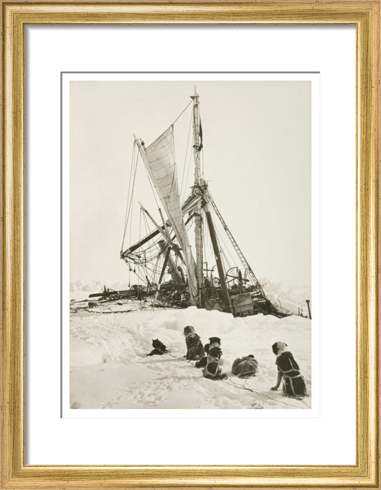 "Endurance" crushed by the ice and sinking