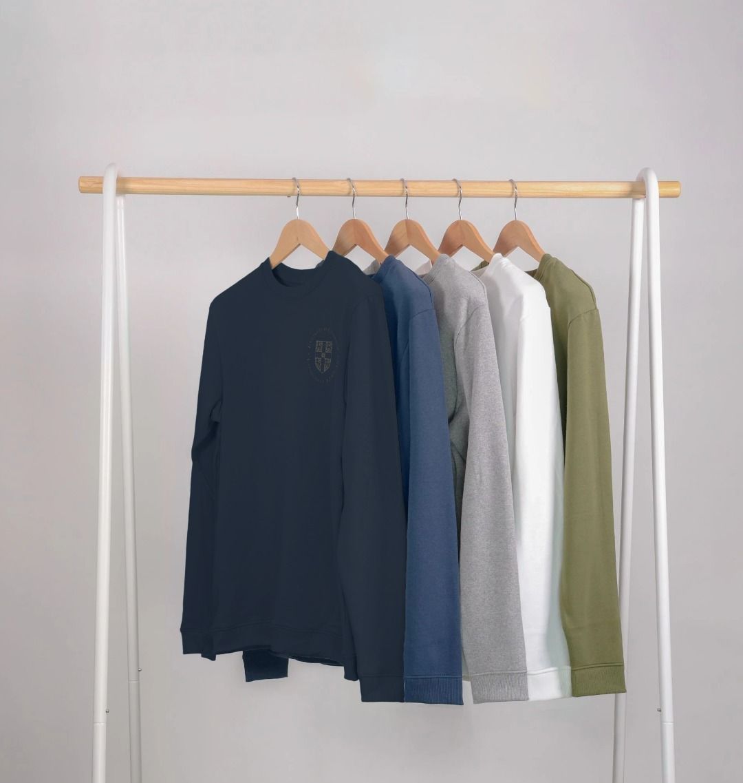 University of Cambridge Crew Neck Sweater, Small Shield