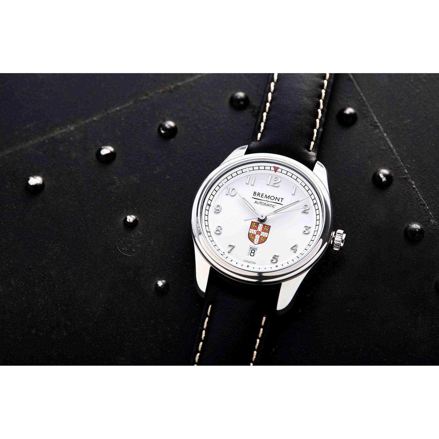 University of Cambridge: Bremont Airco Mach 2 (white/leather/colour)