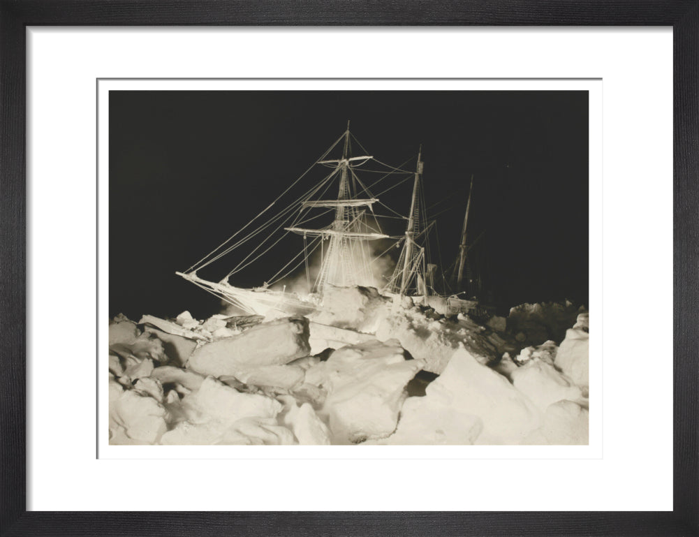 'Endurance' battling with high blocks of pressure ice - Art print