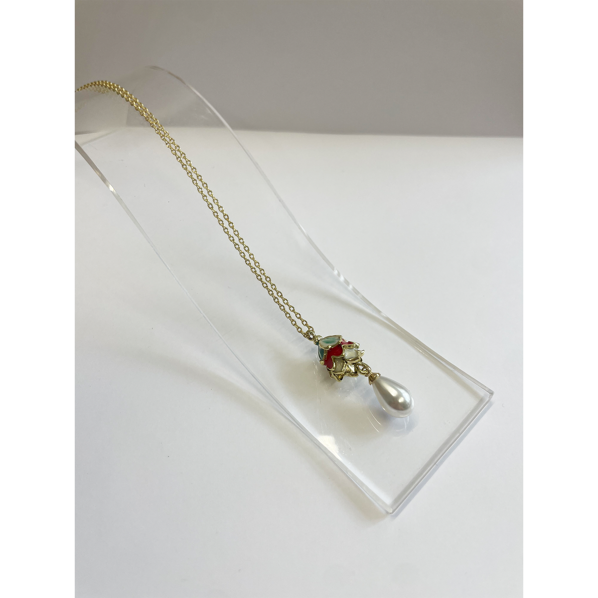 Artichoke - Pearl drop pendant
