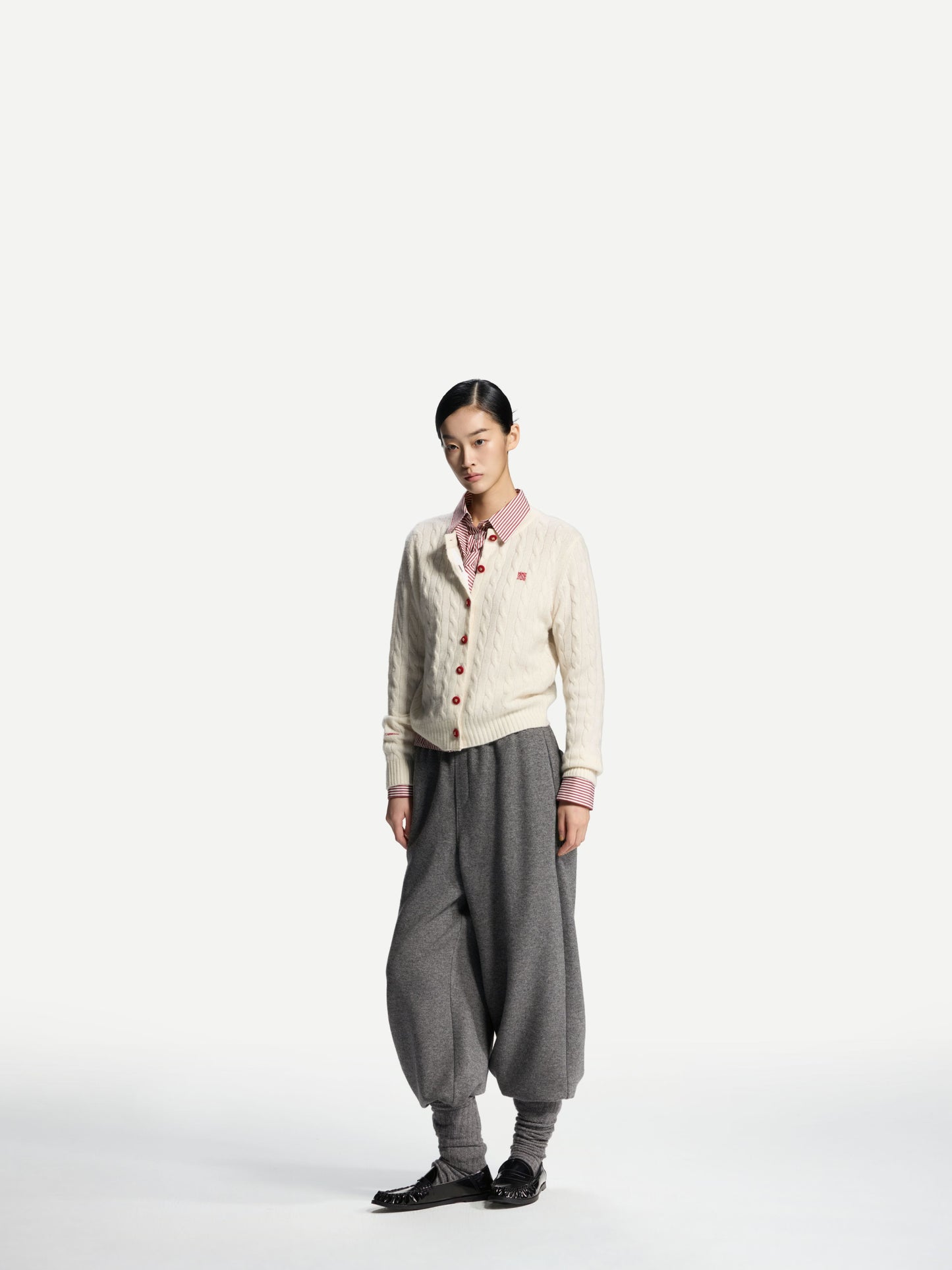ERDOS x Cambridge  Women's Pure Cashmere Crew-Neck Cardigan