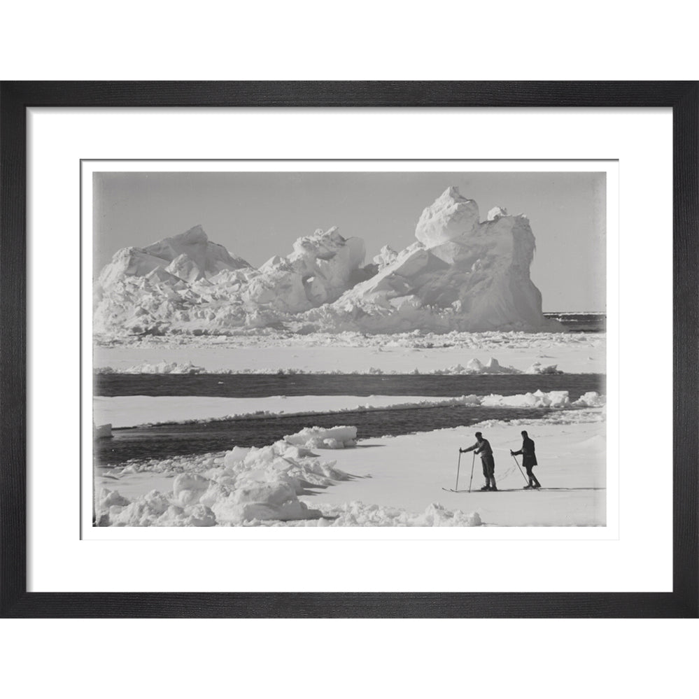 Berg in pack. Debenham and Taylor in the ice - Art print