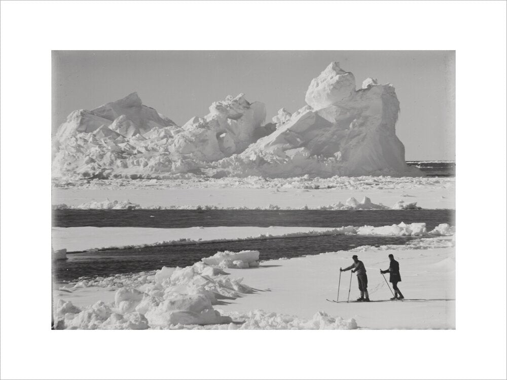 Berg in pack. Debenham and Taylor in the ice - Art print